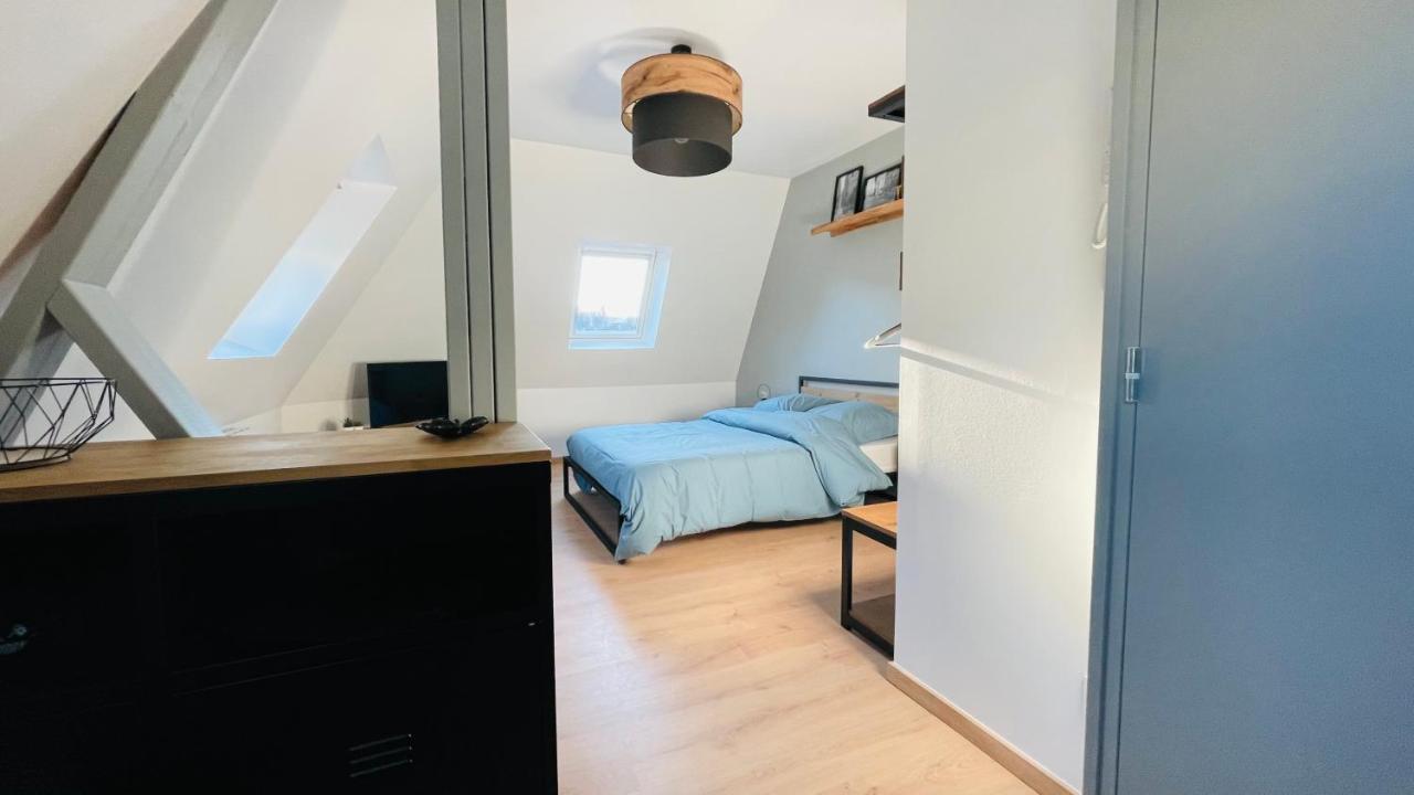 A La Clef - Charmant Studio Proche Gare Et Centre - Ideal Pro & Couple - Wifi 르망 외부 사진